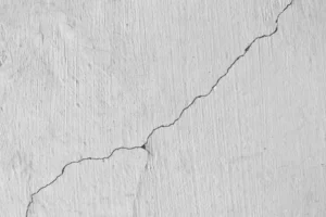 cracked-drywall